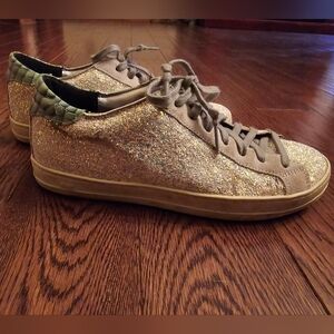 P448 John White Glitter